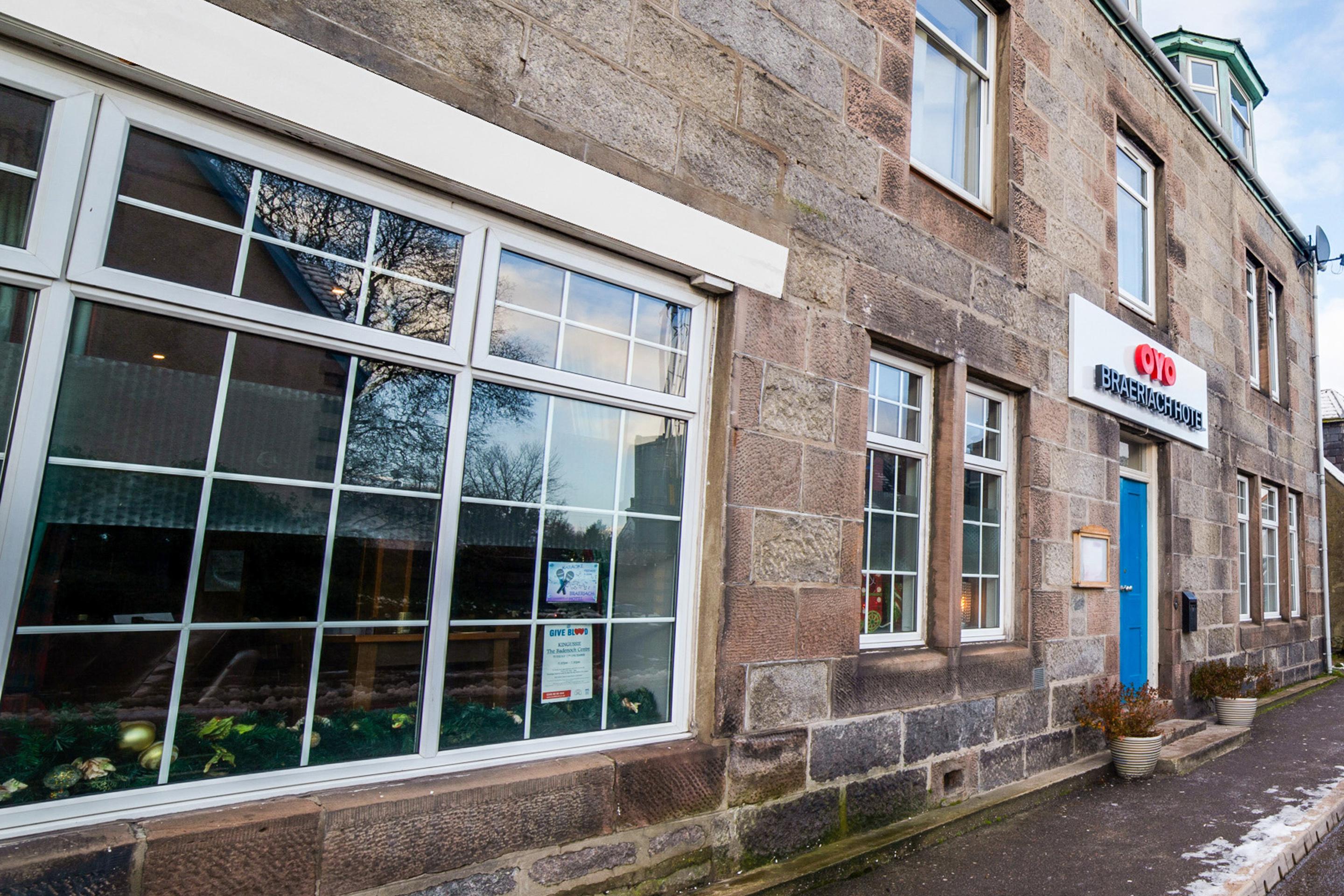 Oyo Braeriach Hotel, Highlands Scotland Newtonmore Exterior photo