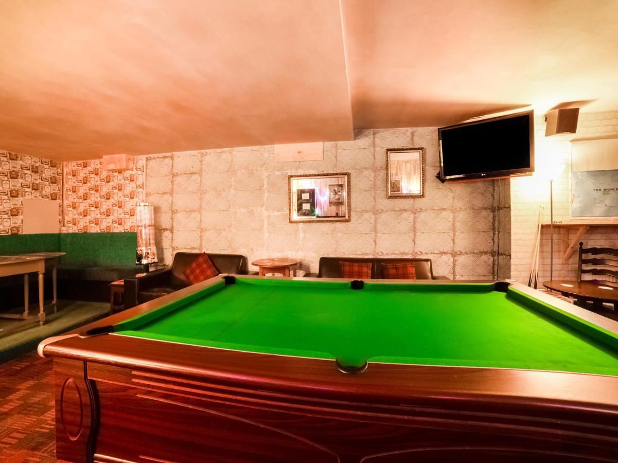 Oyo Braeriach Hotel, Highlands Scotland Newtonmore Exterior photo